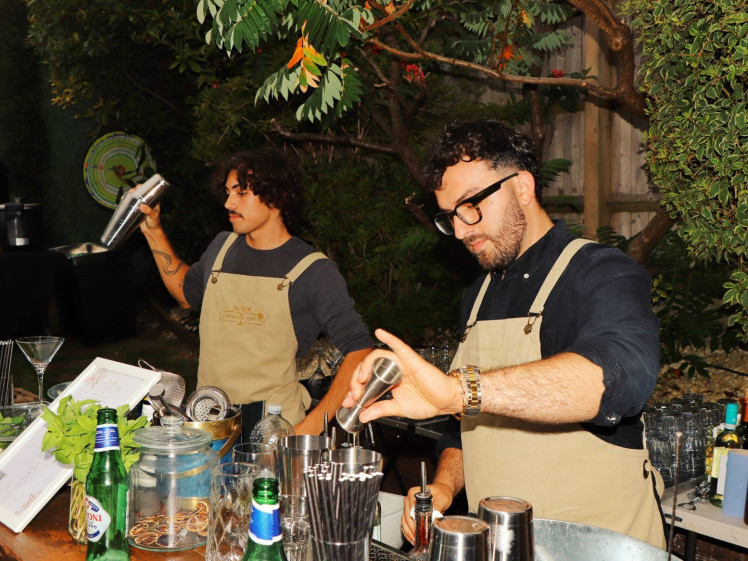 mobile-bar-hire-the-cocktail-post-big-0
