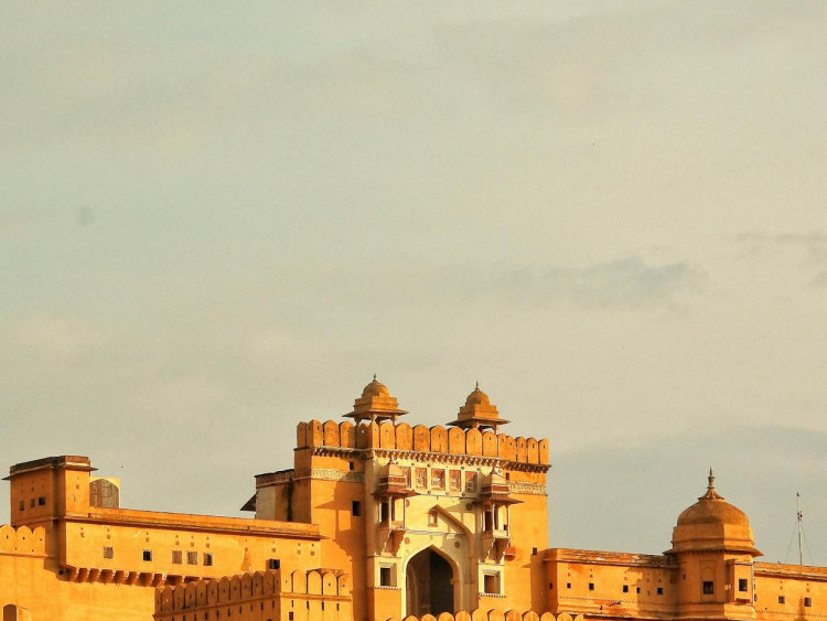 unveil-the-magic-of-jaipur-with-our-fascinating-tours-big-0