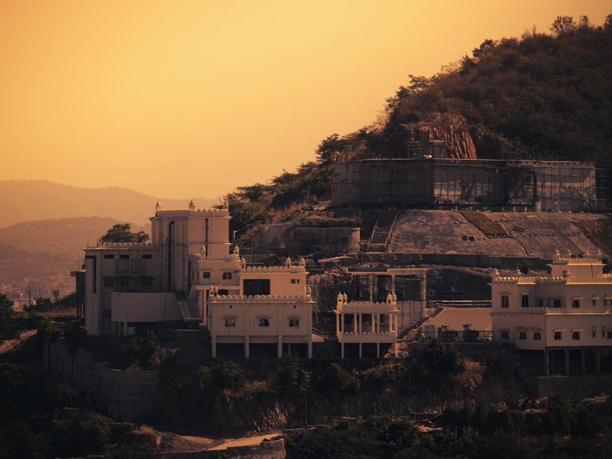 discover-udaipur-rajasthan-in-a-way-youve-never-experienced-before-big-0