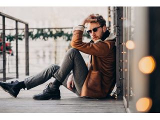 redefines-modern-style-standards-with-trendy-outfits-collections-small-0