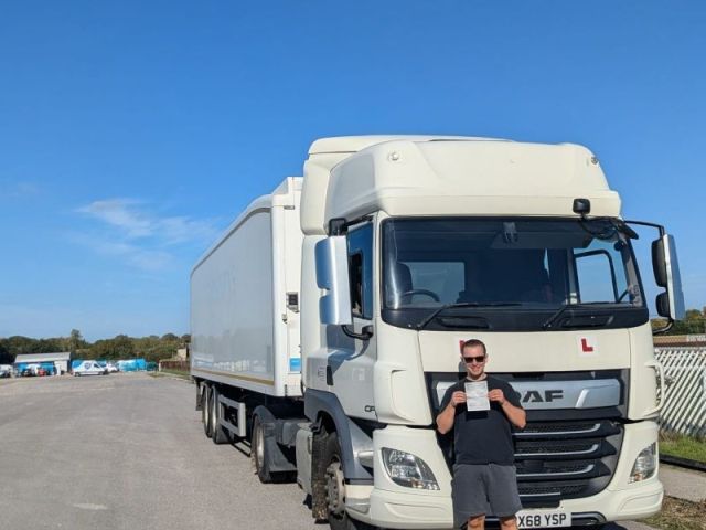 looking-for-professional-hgv-training-in-guildford