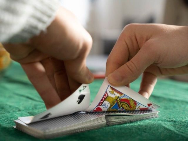 top-1-person-board-games-for-relaxing-and-strategic-solo-fun