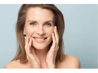 facial-aesthetics-treatments-to-refresh-enhance-your-natural-look-small-0