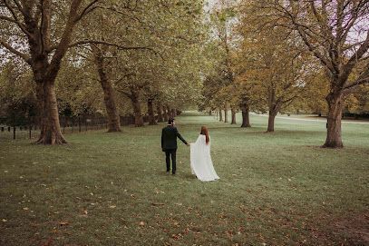 best-wedding-photography-in-sunningdale-big-0