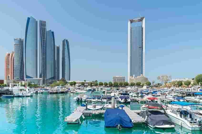 abu-dhabi-holidays-package-coastline-and-year-round-sunshine-big-2