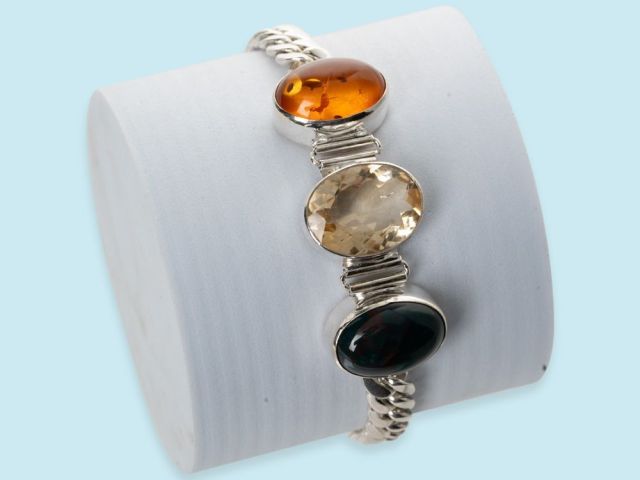 shop-balance-bracelets-online-from-acala-healing-in-the-uk