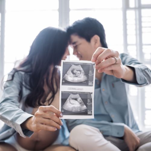 experience-advanced-pregnancy-scans-at-window-to-the-womb-watford-big-1