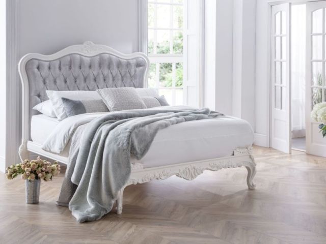 elegant-french-style-bedroom-furniture-crown-french-furniture