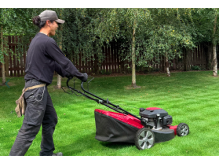 a-trusted-professional-gardening-company-for-homeowners-small-0