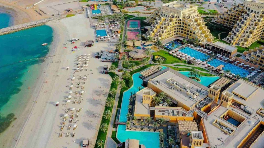 discover-ras-al-khaimah-holidays-beaches-and-desert-adventures-big-3