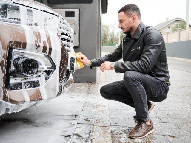 the-best-product-to-wash-car-exterior-for-a-streak-free-finish