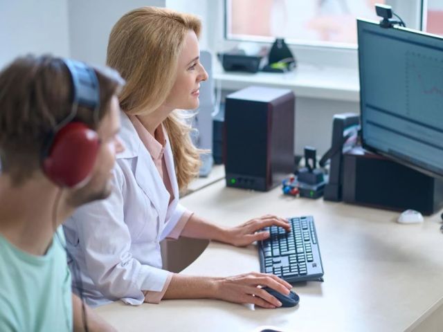 home-hearing-tests-in-staffordshire-for-clear-hearing