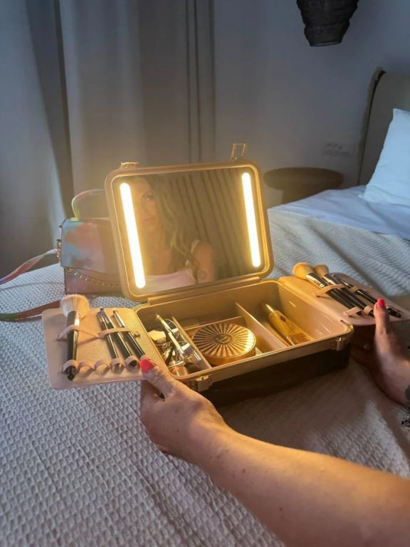 makeup-box-with-light-cosmetic-storage-case-with-mirror-big-0