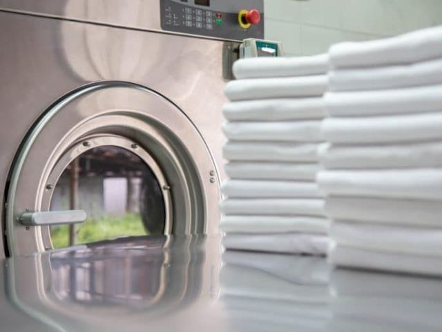 how-to-choose-the-right-laundry-maintenance-partner