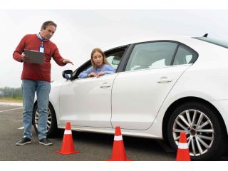 how-to-choose-affordable-automatic-driving-lessons-leamington-small-0