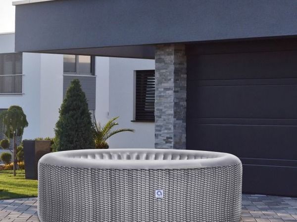 relax-unwind-with-our-premium-inflatable-hot-tubs