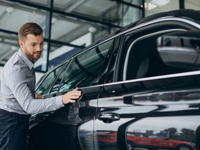 smart-car-automotive-fast-window-tinting-services-bilston