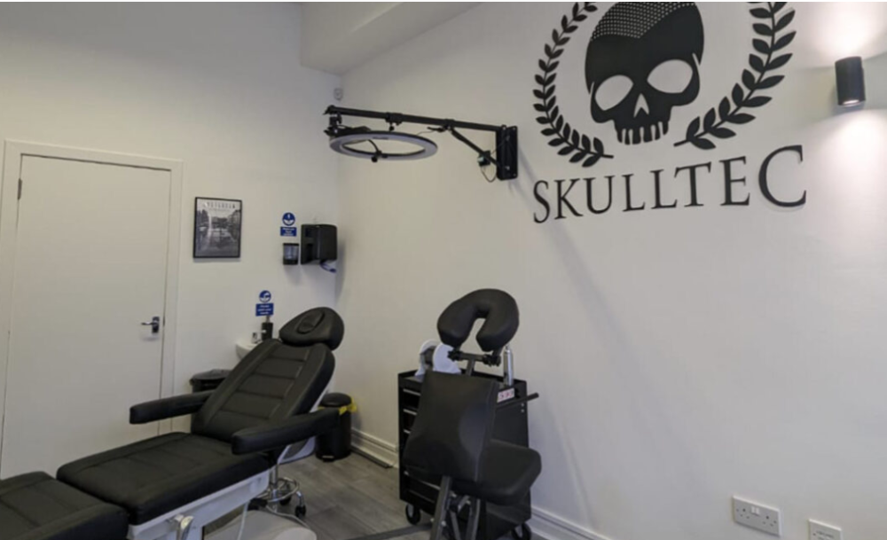 effective-hair-loss-solutions-for-men-in-glasgow-edinburgh-big-0