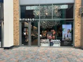 premium-shopfront-solutions-by-colipa-modern-durable-designs