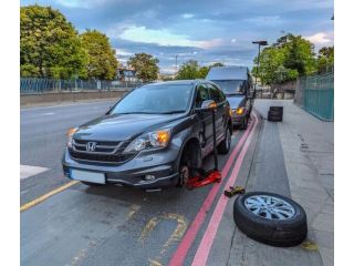 professional-expert-next-day-mobile-tyre-fitting-services-small-0
