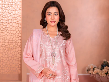 shop-pakistani-dresses-online-uk-premium-designer-clothes