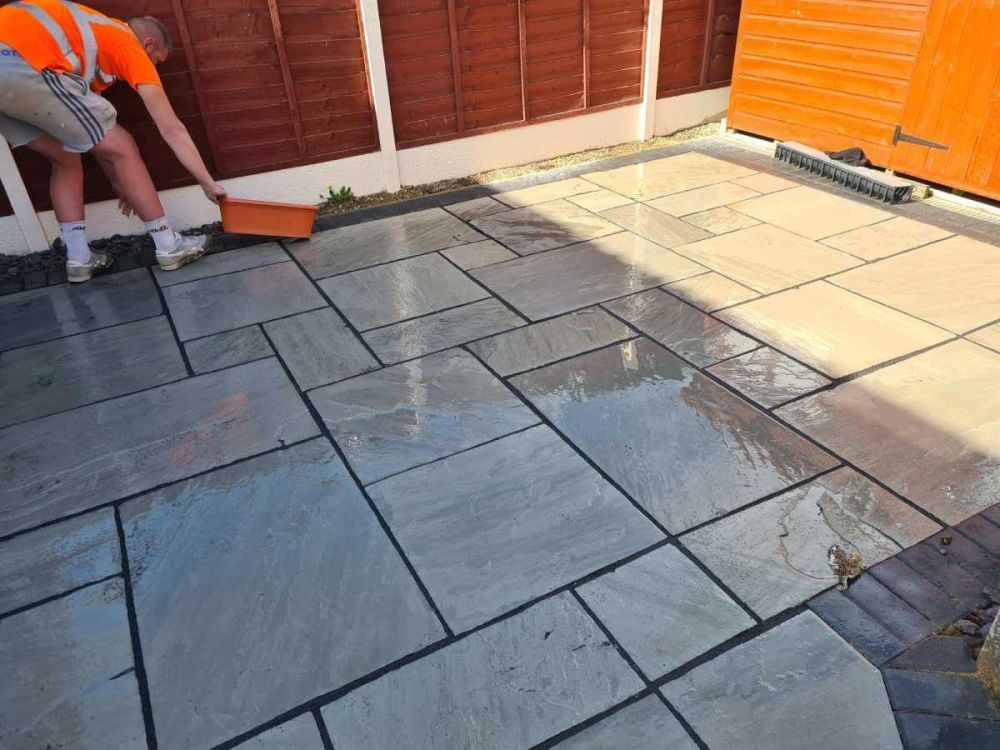 block-paving-driveways-leicester-strong-attractive-big-0