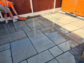 block-paving-driveways-leicester-strong-attractive-small-0