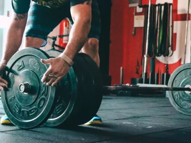 is-strength-training-safe-after-40