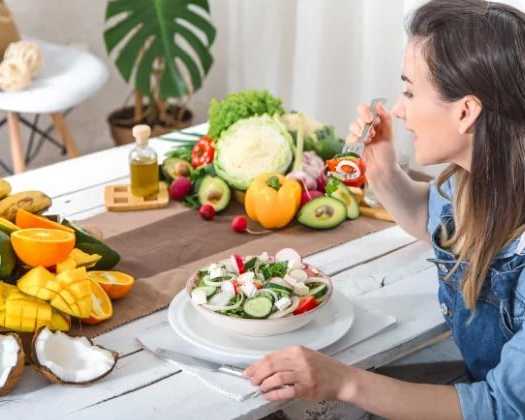 menopause-nutrition-guide-beat-hot-flashes-brain-fog-now