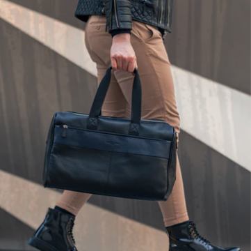 step-into-the-season-with-effortless-holiday-style-big-0