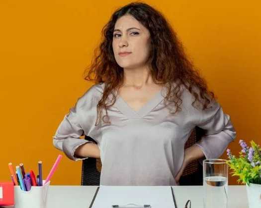 thrive-at-work-during-menopause-your-ultimate-career-guide