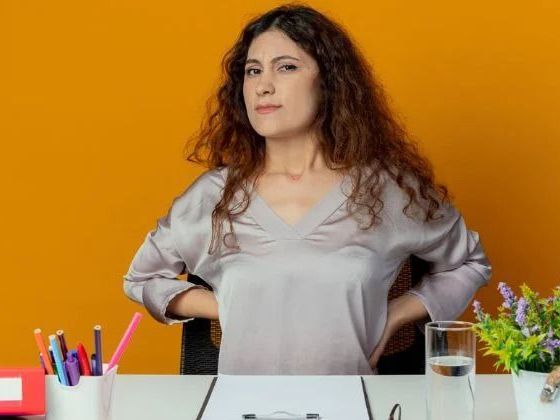 thrive-at-work-during-menopause-your-ultimate-career-guide