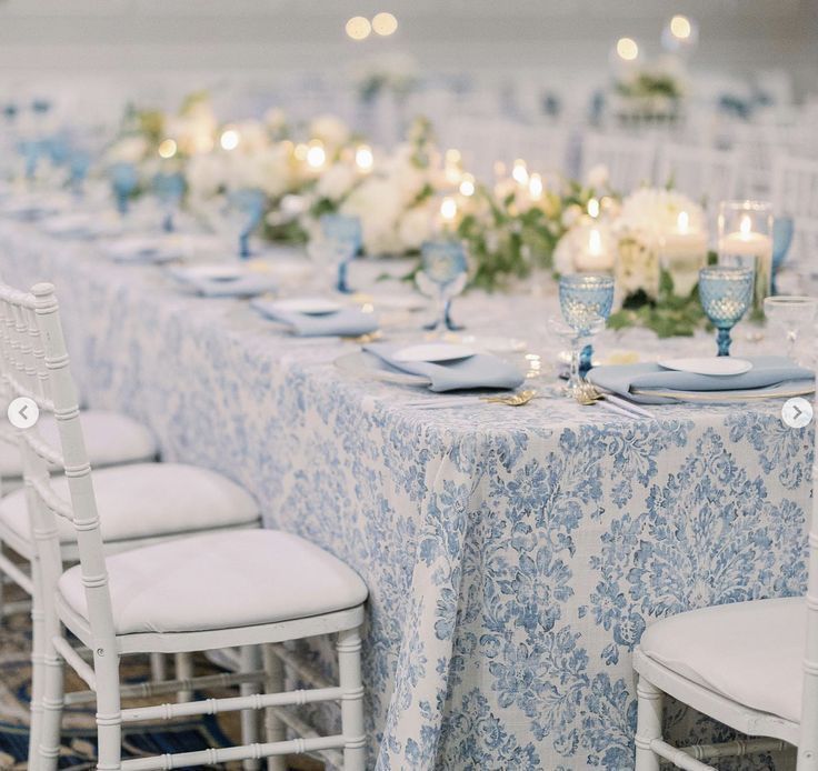 elegant-wedding-tablecloth-hire-luxury-linen-for-your-special-day-big-0