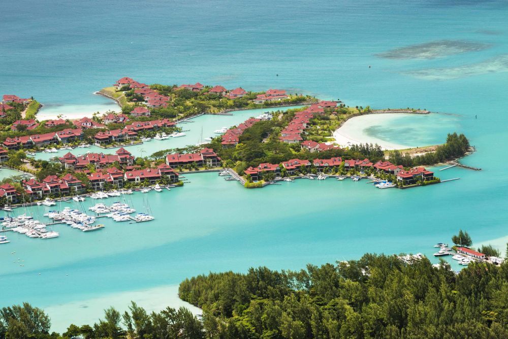 explore-maldives-holidays-package-beaches-and-pure-relaxation-big-2