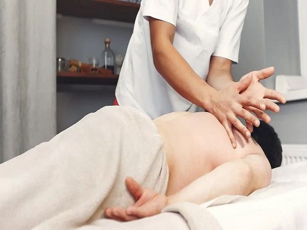relaxing-full-body-massage-in-central-london-massage-london