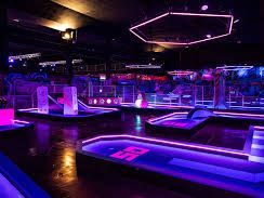 experience-the-crazy-golf-in-east-kilbride-at-electric-thrill