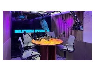 premier-podcast-studios-in-london-brazen-studios-small-3