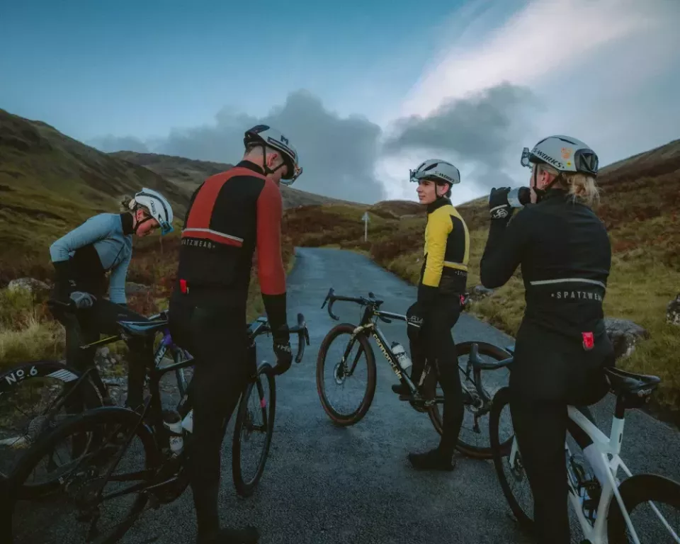 best-winter-cycling-jackets-2026-warm-windproof-cycling-gear-big-0