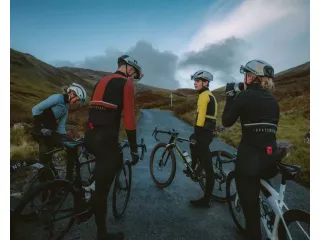best-winter-cycling-jackets-2026-warm-windproof-cycling-gear-small-0