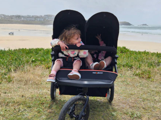 buy-double-pushchair-for-two-kids-easy-reliable