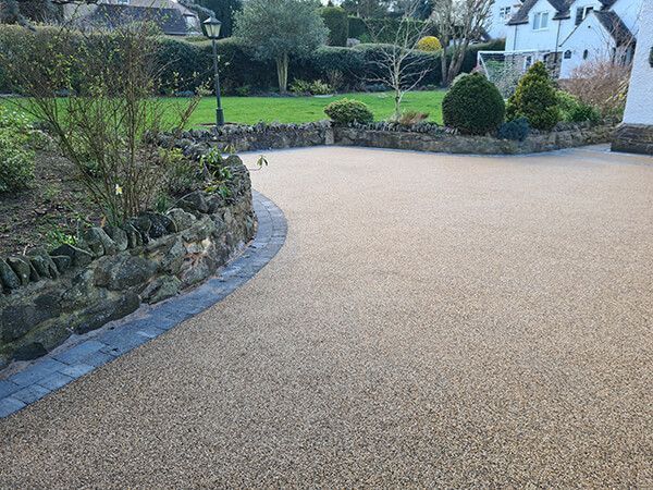 trusted-resin-bound-driveway-leicester-contractors-for-your-home-big-0
