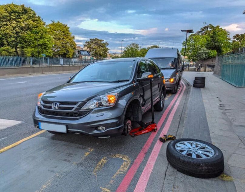 professional-mobile-tyre-replacement-services-you-can-trust-big-0