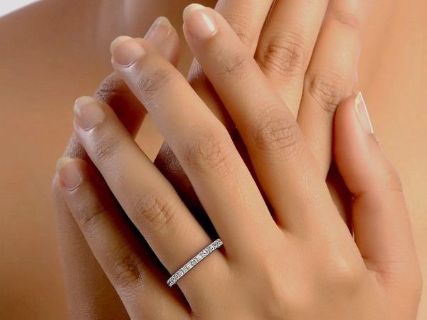tilly-18k-white-gold-eternity-ring