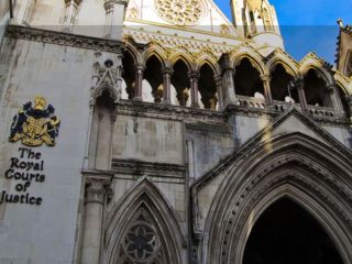 expert-employment-law-solicitors-near-london-small-0
