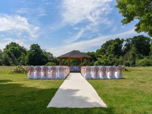 best-country-house-wedding-venue-near-buckinghamshire-berkshire