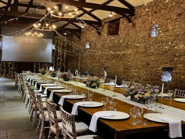 elegant-corporate-dinners-for-clients-and-teams