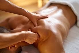expert-massage-therapist-in-central-london-big-0