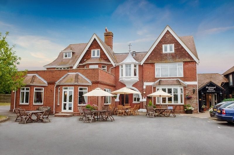 charming-country-house-hotel-in-west-sussex-the-hickstead-hotel-big-0
