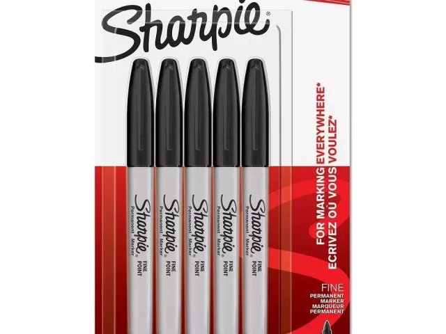 sharpie-fine-point-black-ink-permanent-markers-galaxy-wholesalers
