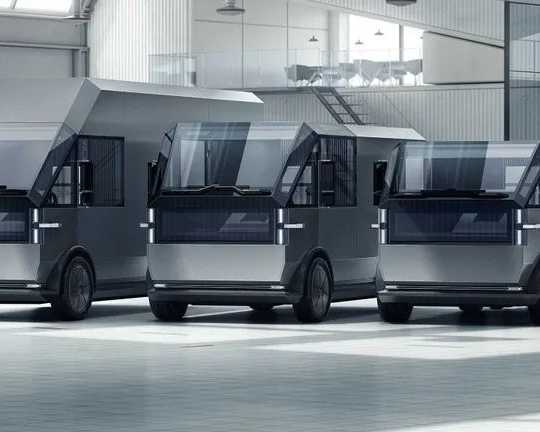 go-for-the-luxury-commercial-vehicles-from-the-best-brand